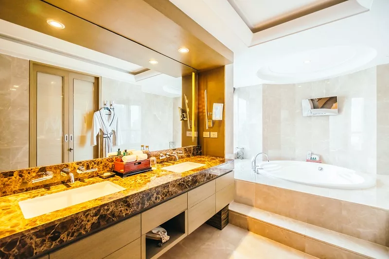 Luxury-Bathroom-Renovations